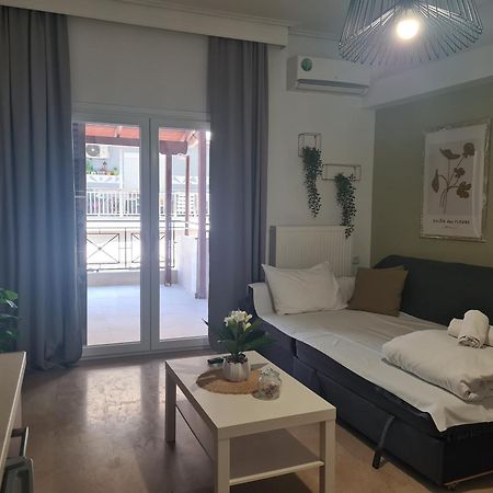 Apartment In The Heart Of The City 3A Lárisa Eksteriør bilde