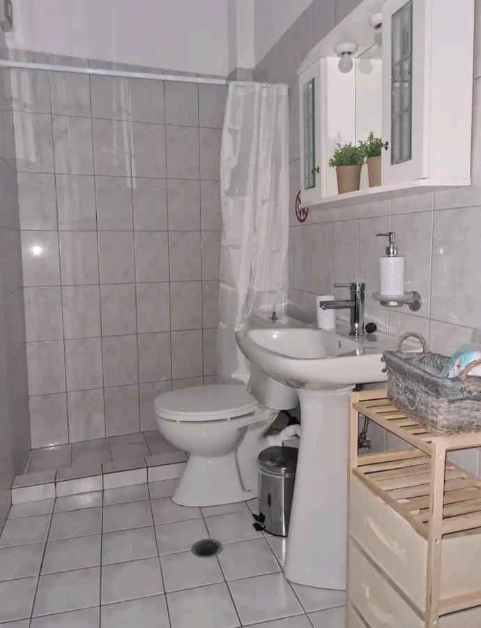 Apartment In The Heart Of The City 3A Lárisa Eksteriør bilde